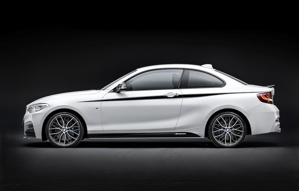 Überlegene Sportlichkeit im Stil von M: BMW M Performance Zubehör für das  BMW 2er Coupé.